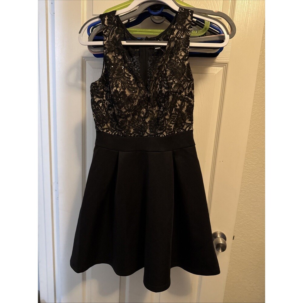 Black Windsor homecoming dress, gold details. Size Large